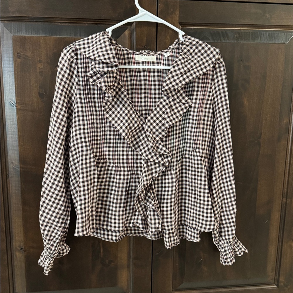 Doen Brown and White Gingham Ruffle Blouse - Picture 4 of 6